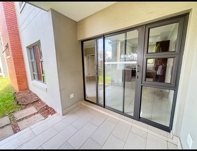 3 BEDROOM APARTMENT FOR SALE IN UMHLANGA RIDGE